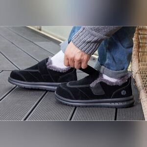 FitVille Winter Slippers Men's Size 9.5 Wide Black Faux Fur Adjustable Shoes.